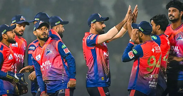 রাজশাহী ওয়ারিয়র্স টিমের একাংশ